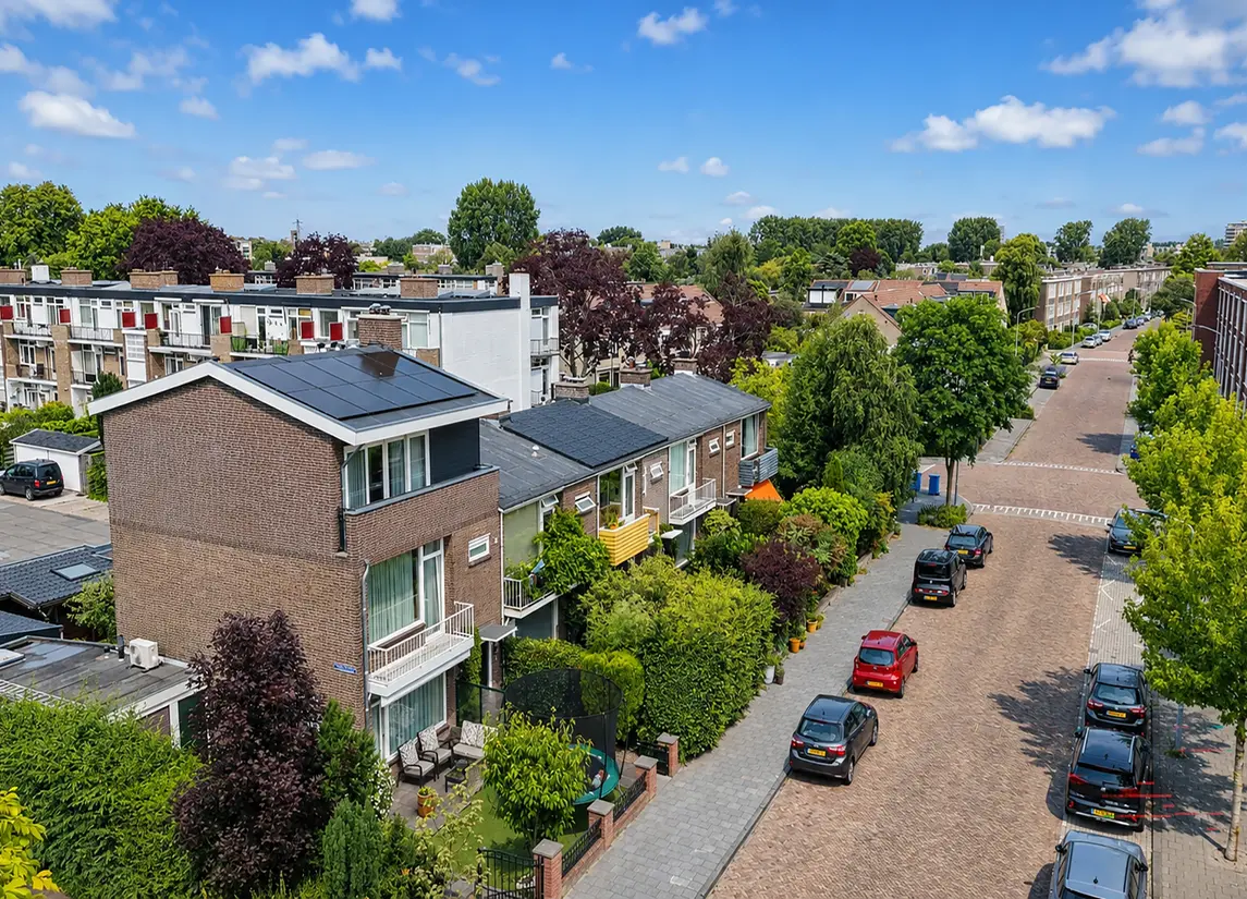 Prins Bernhardlaan 1