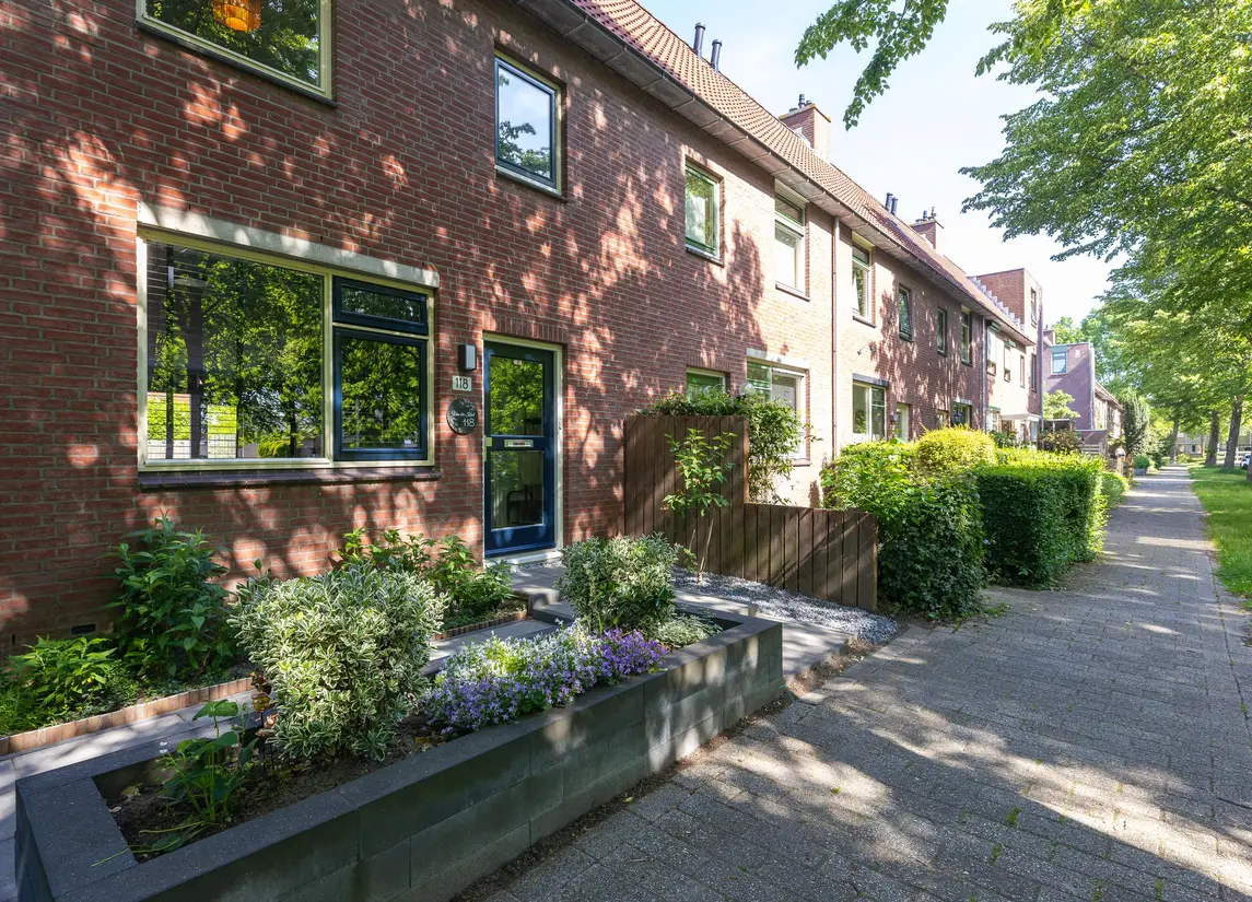 Patio 118