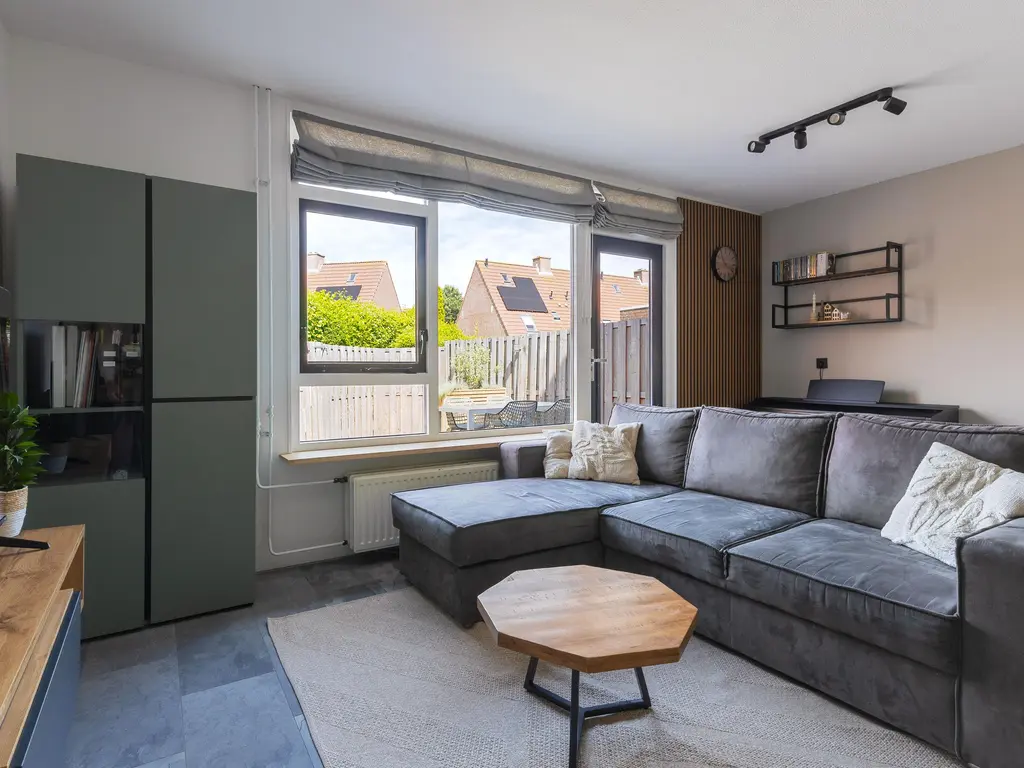 Patio 118, Hoorn