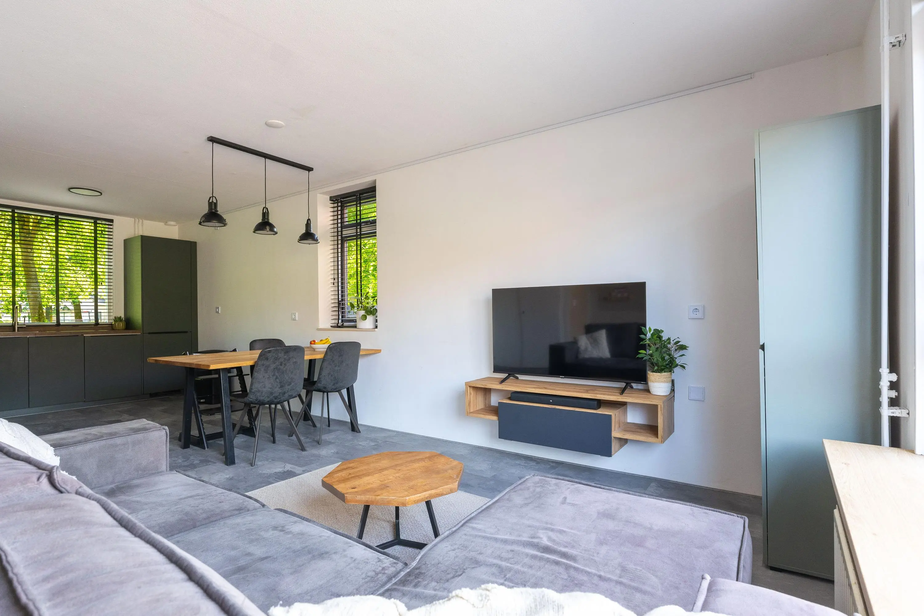 Patio 118