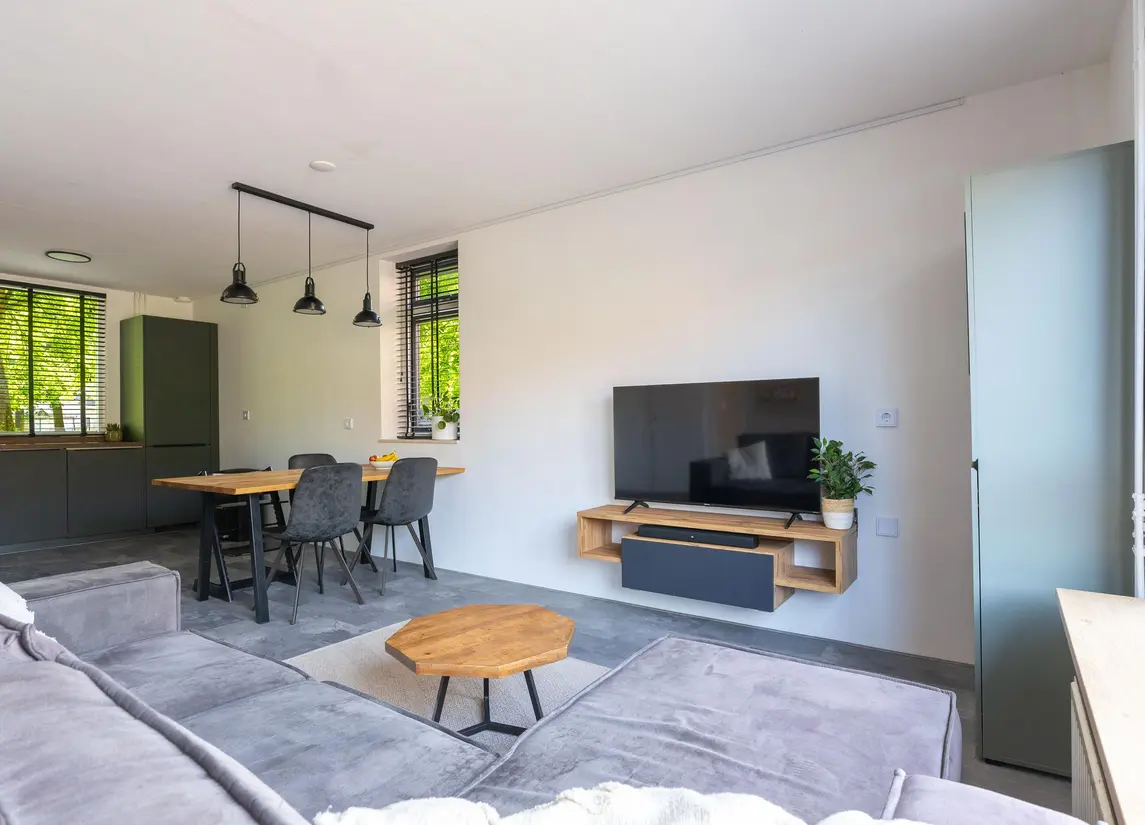 Patio 118