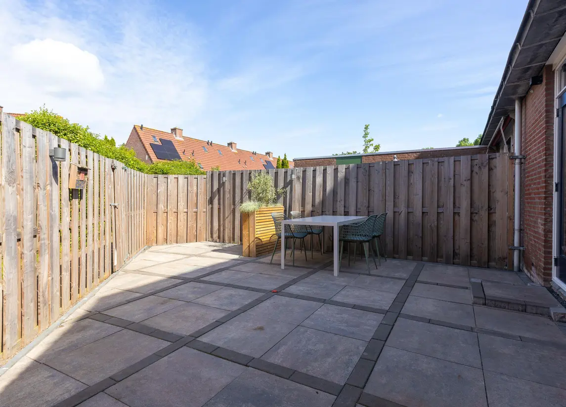 Patio 118