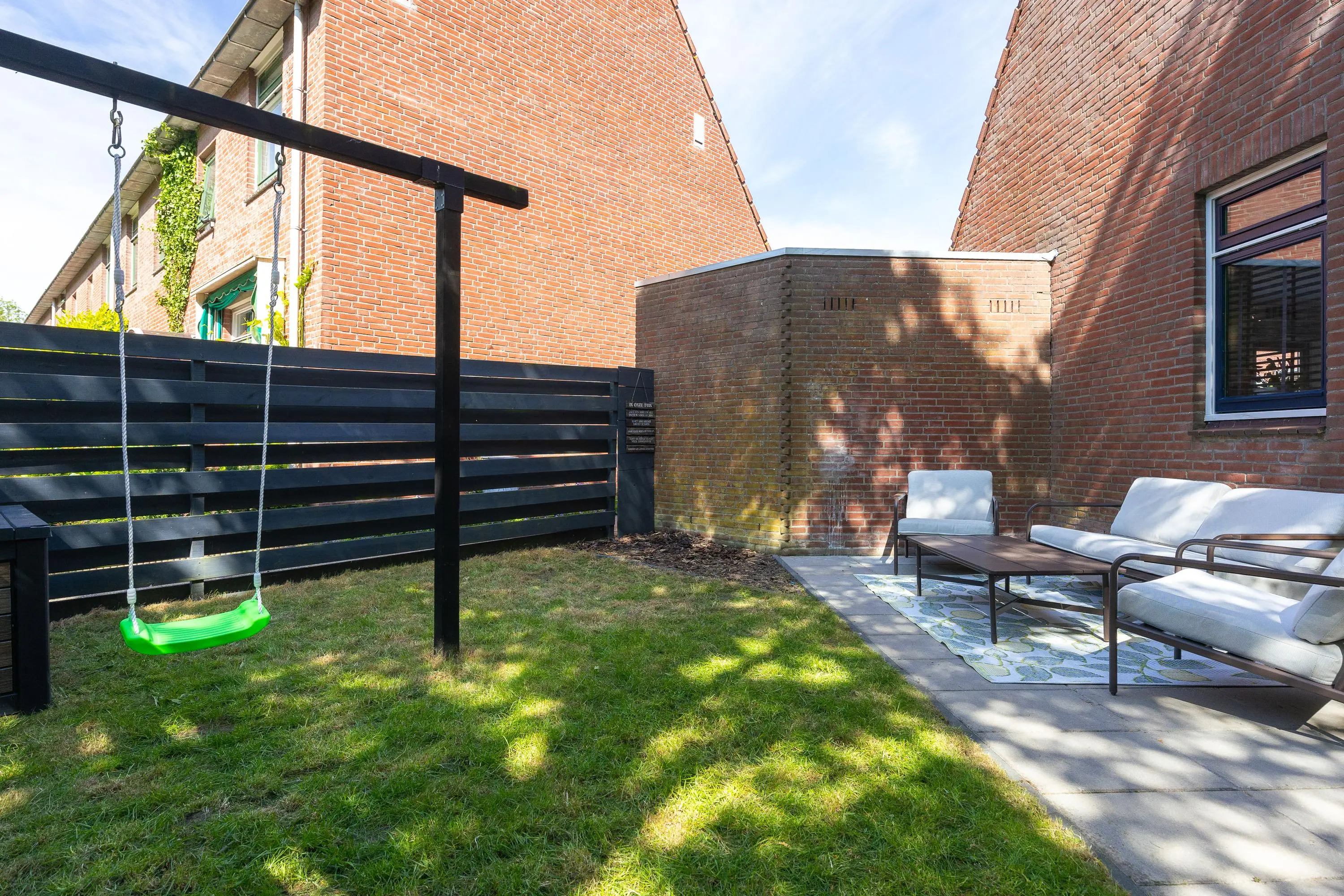 Patio 118