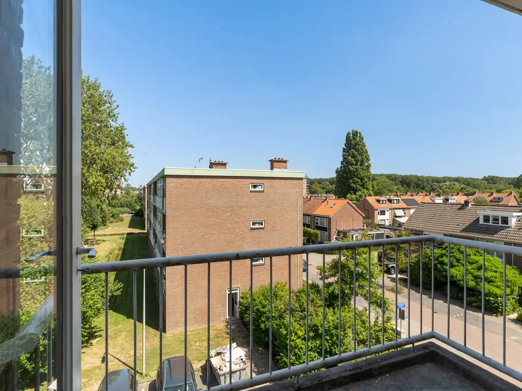 Ruysdaelhof 40, Voorschoten
