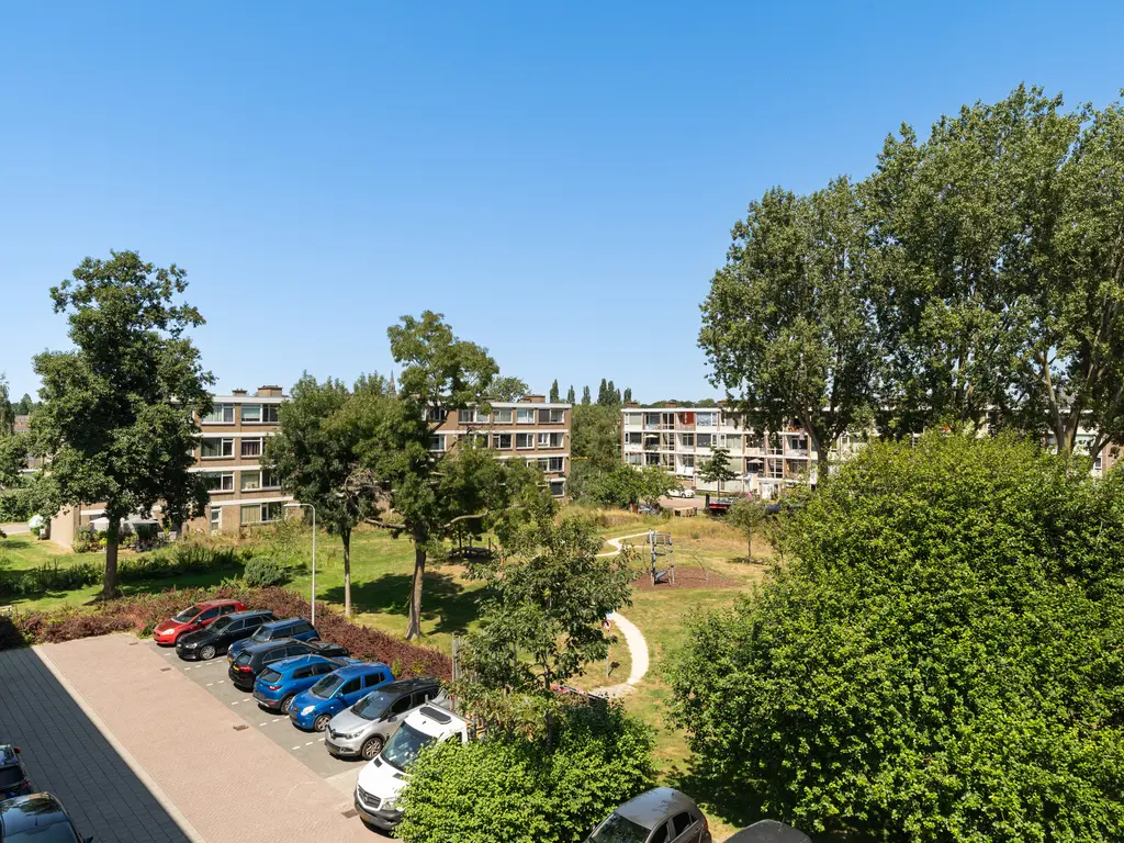 Ruysdaelhof 40, Voorschoten