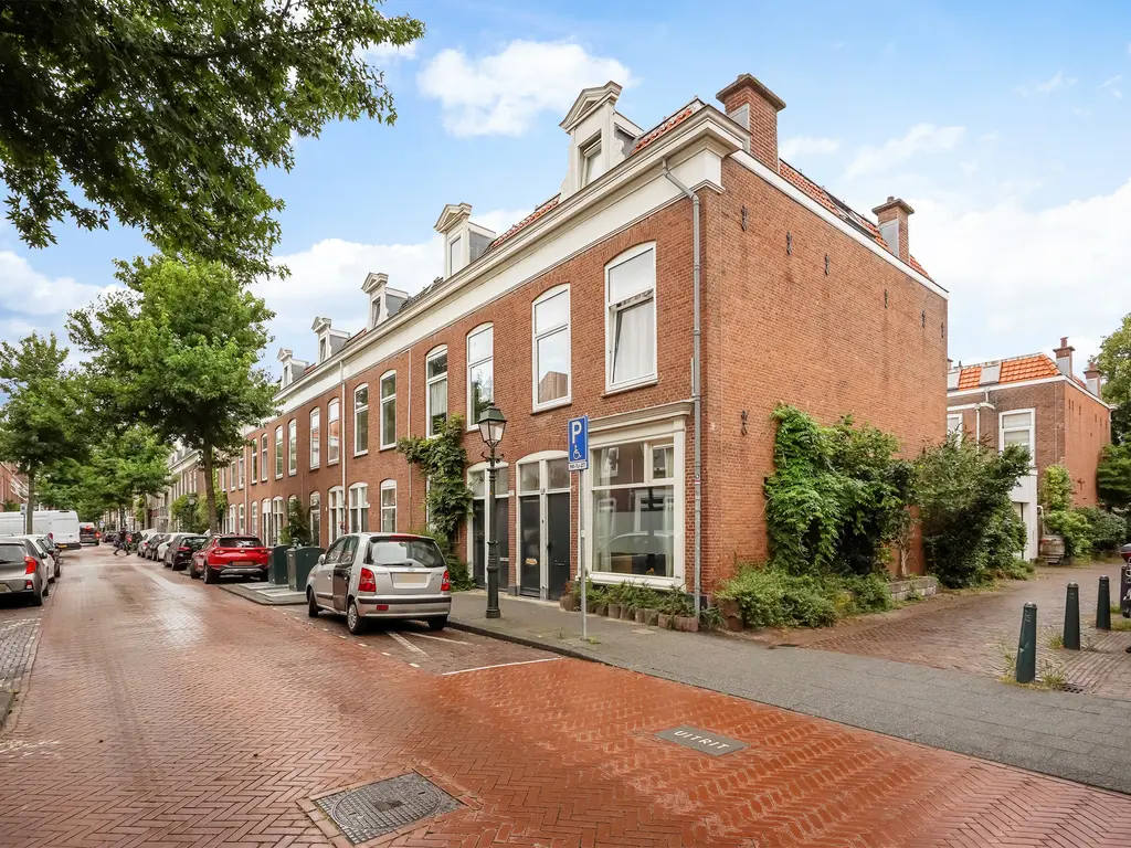 Newtonstraat 219, Den Haag