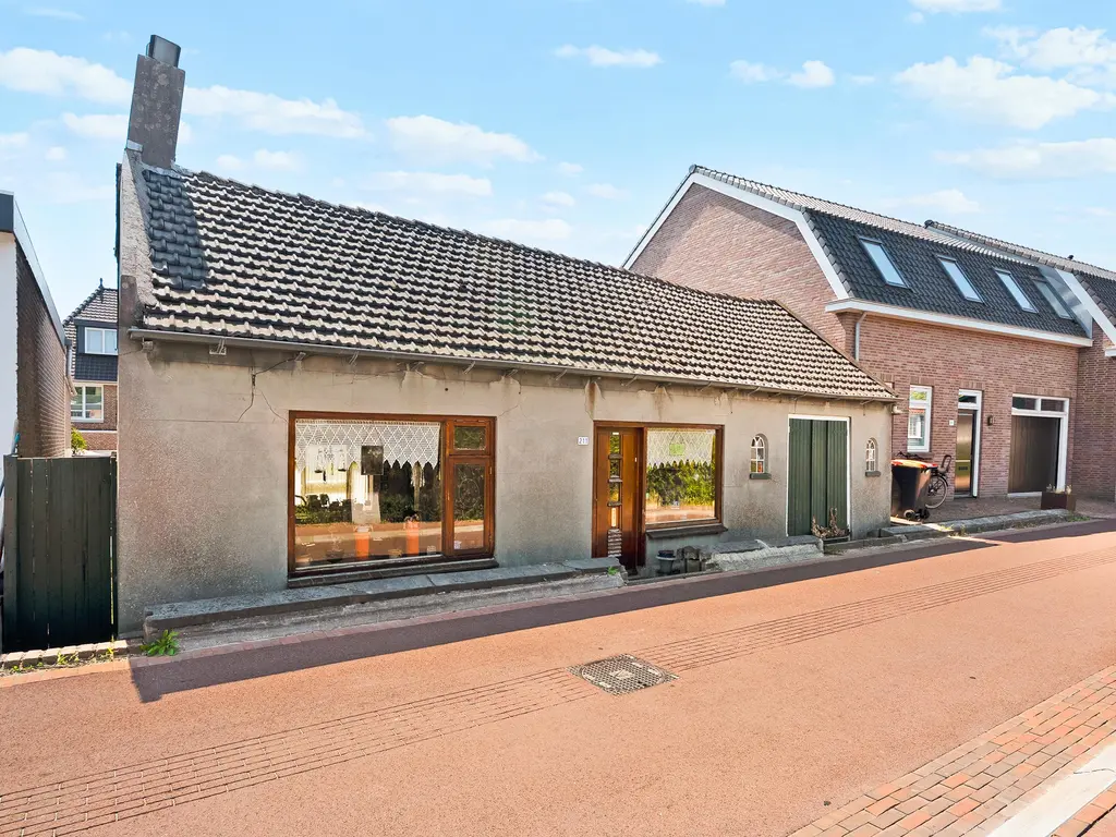 Dorpsdijk 211, RHOON