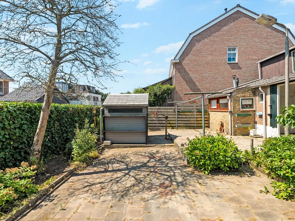 Dorpsdijk 211, RHOON