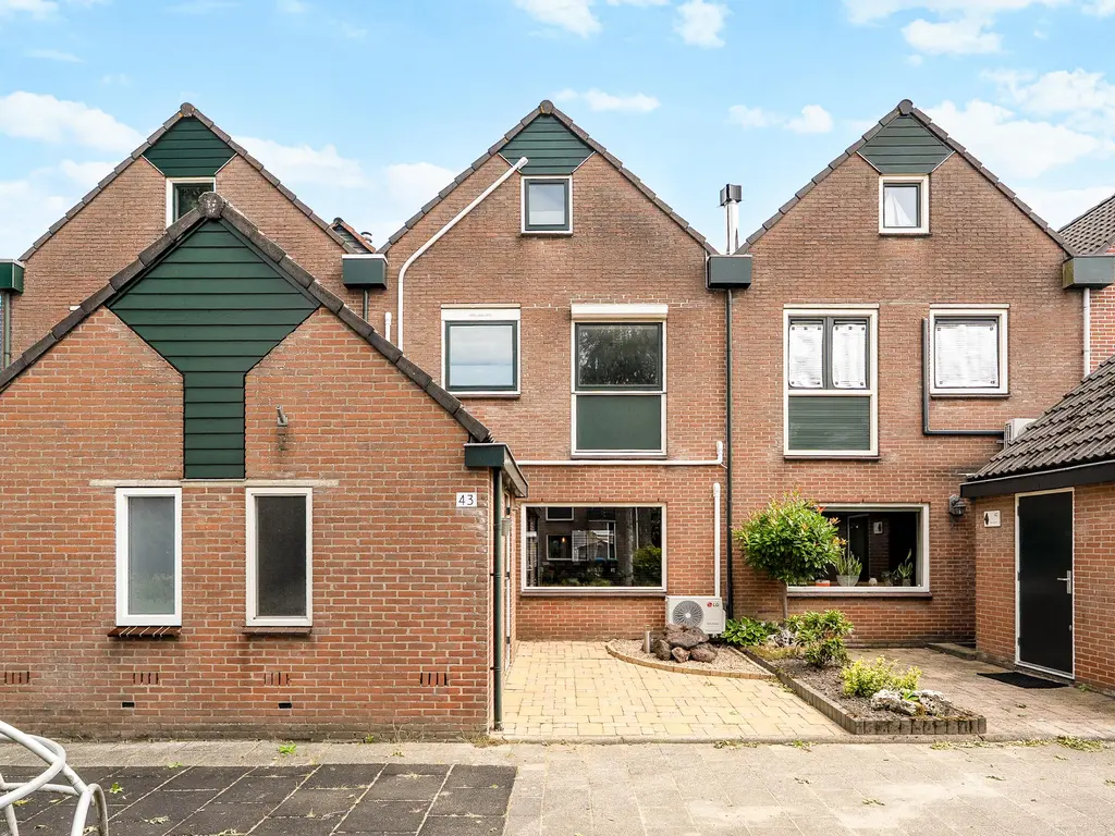 Boeier 43, BARENDRECHT