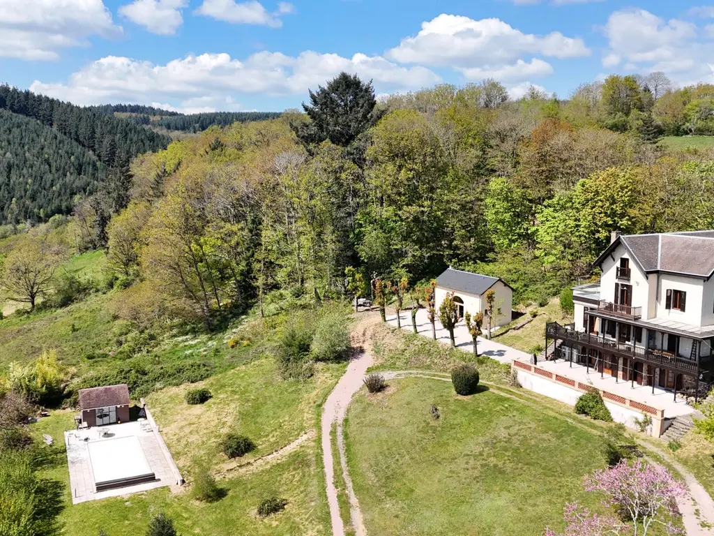 9 rue Creuse , LA CELLE EN MORVAN