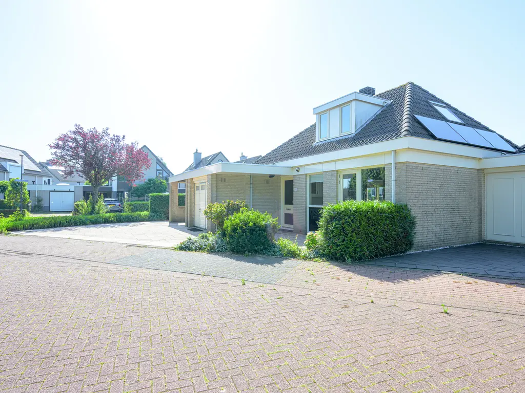Monniksrob 42, HEERHUGOWAARD