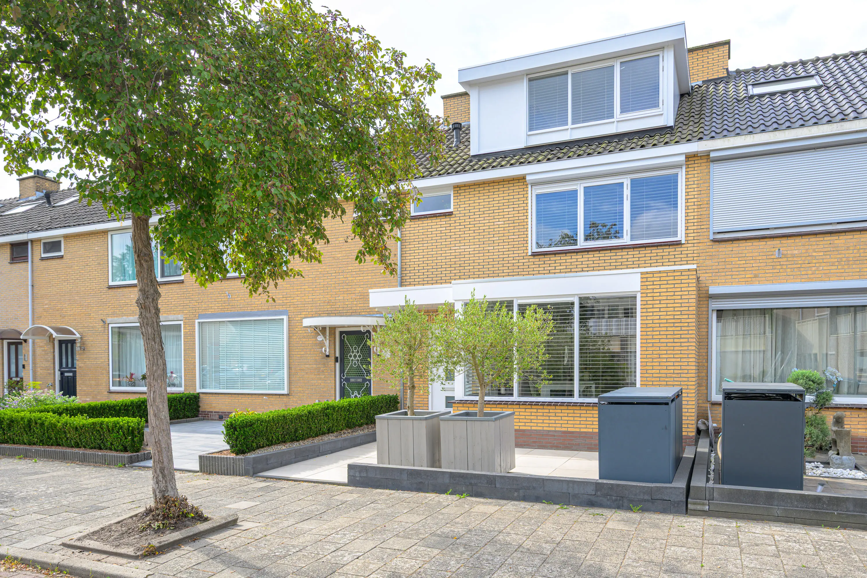 Pieter de Hooghstraat 103