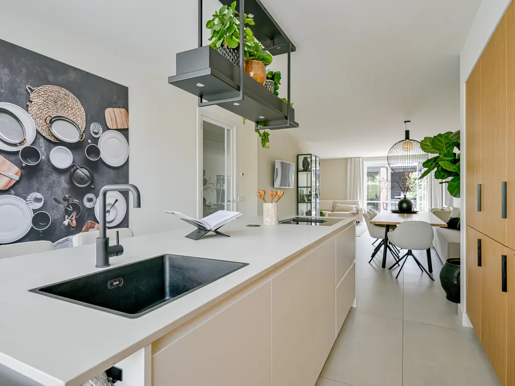 Pieter de Hooghstraat 103, HEERHUGOWAARD