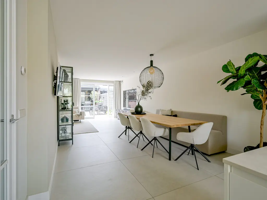 Pieter de Hooghstraat 103, HEERHUGOWAARD