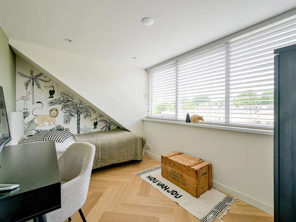 Pieter de Hooghstraat 103, HEERHUGOWAARD