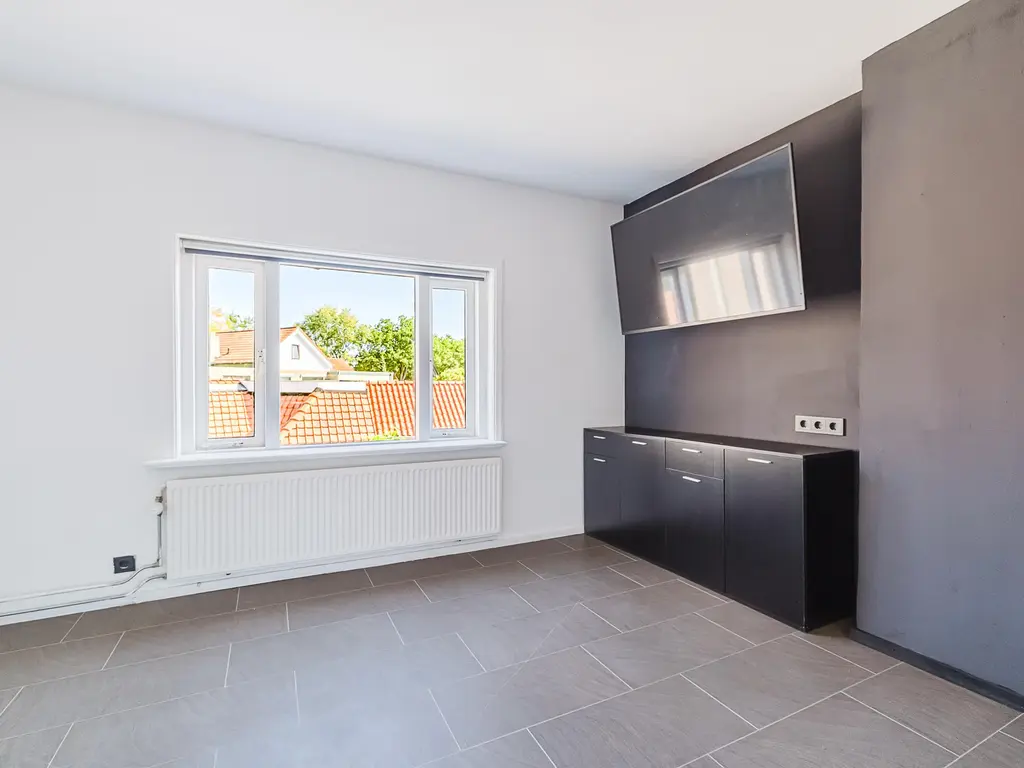 Rijksweg 106, RIJEN