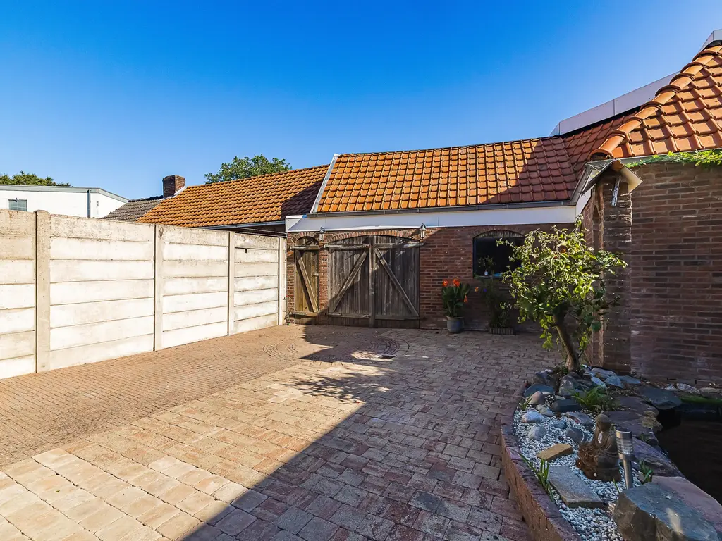 Rijksweg 106, RIJEN