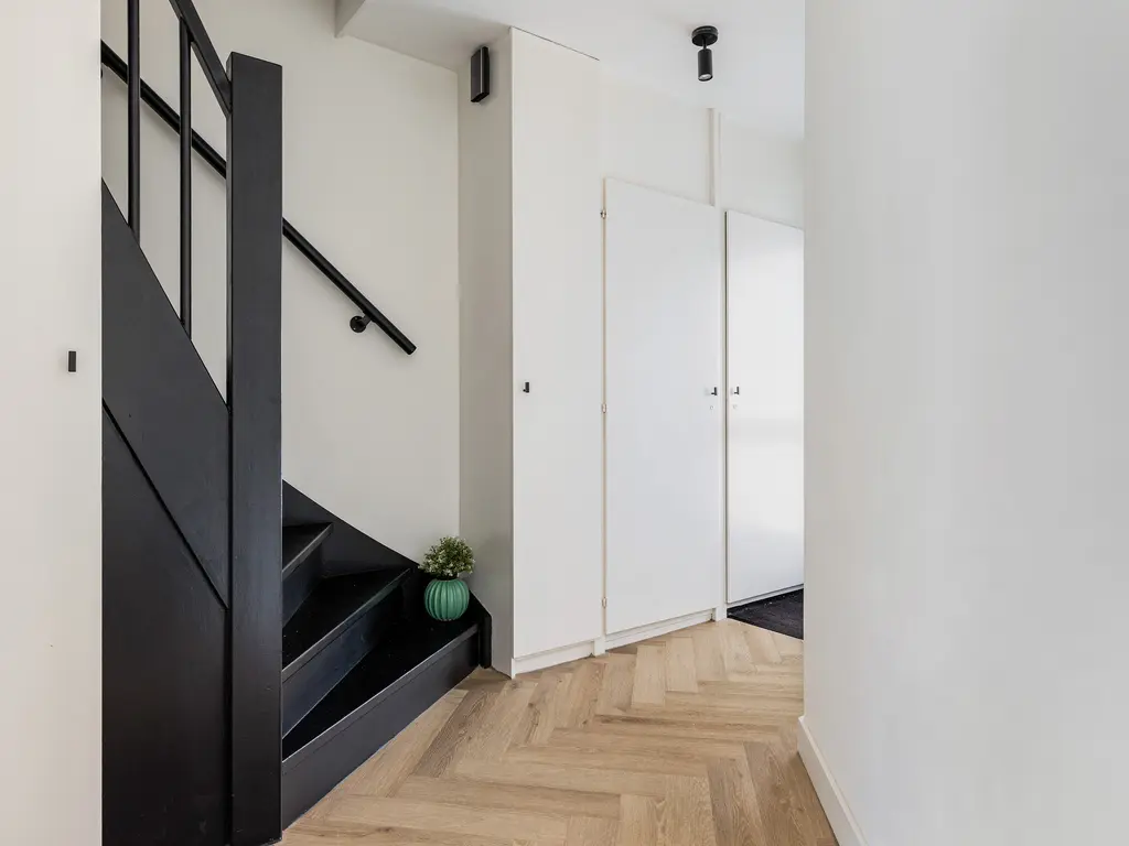Bizetstraat 75, BARENDRECHT