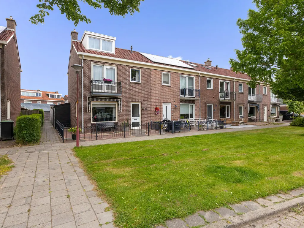 Nicolaes van Stellingwerffstraat 11, MEDEMBLIK