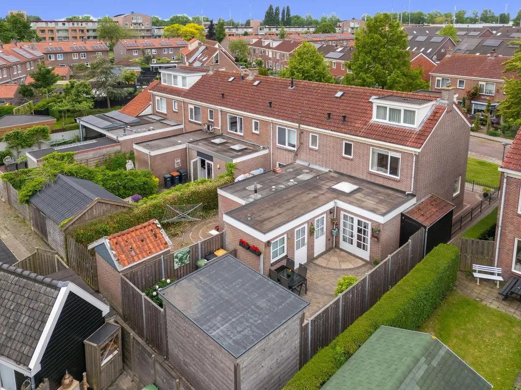 Nicolaes van Stellingwerffstraat 11, MEDEMBLIK
