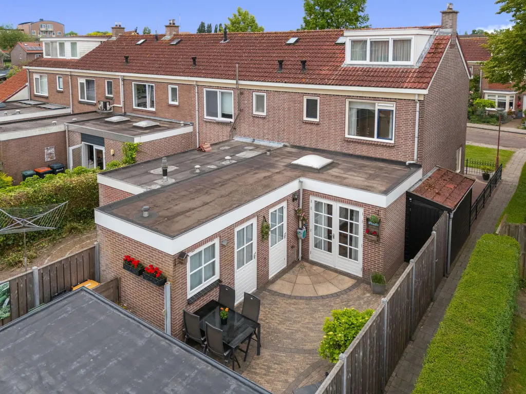 Nicolaes van Stellingwerffstraat 11, MEDEMBLIK