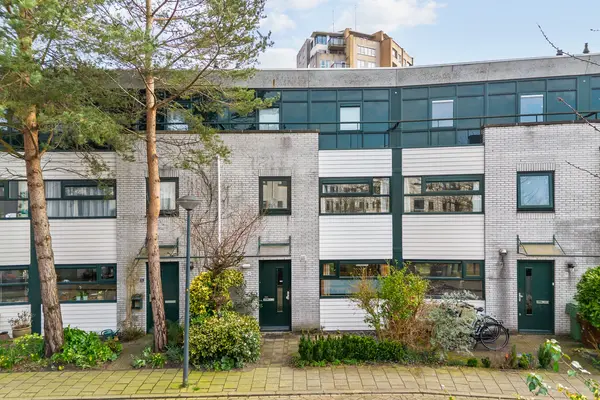 Chris de Jongstraat 8