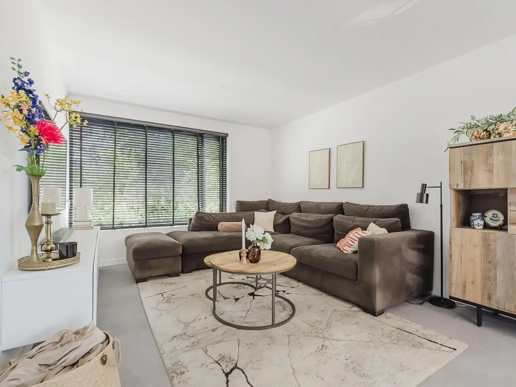 Van den Berghlaan 341, Hoofddorp