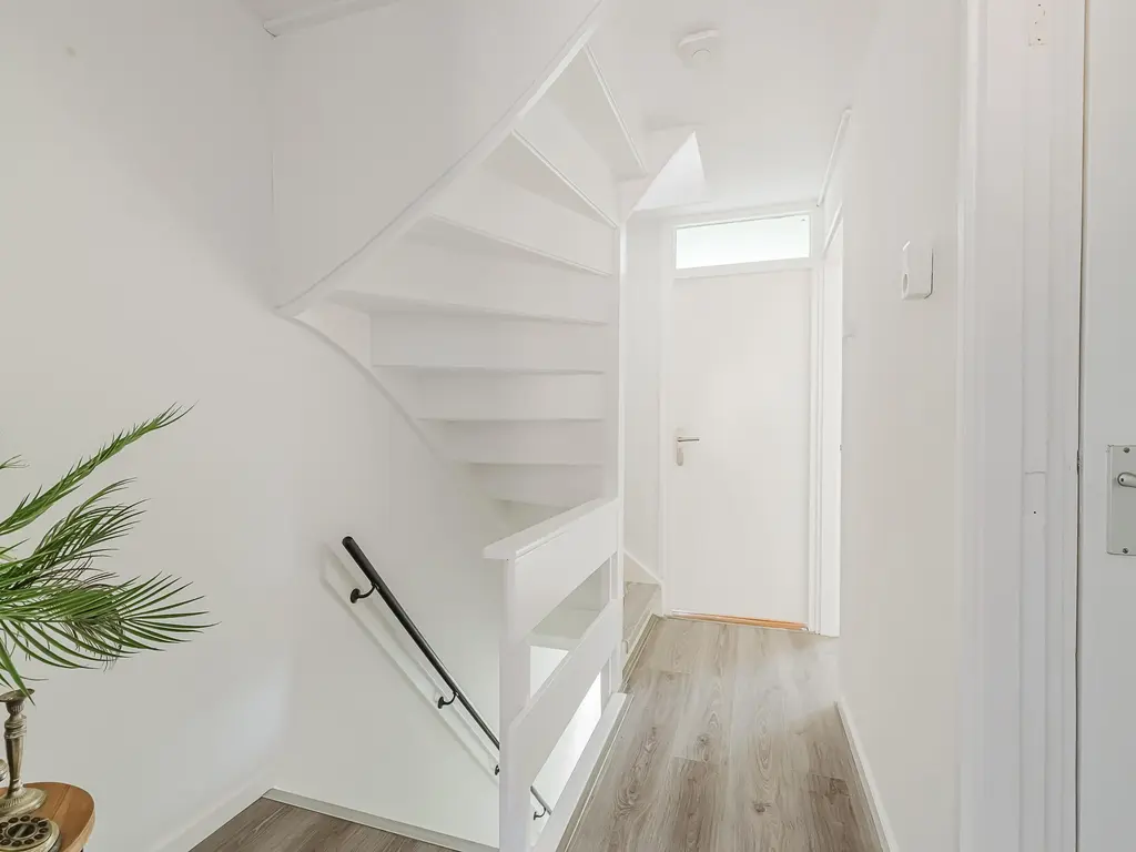 Van den Berghlaan 341, Hoofddorp