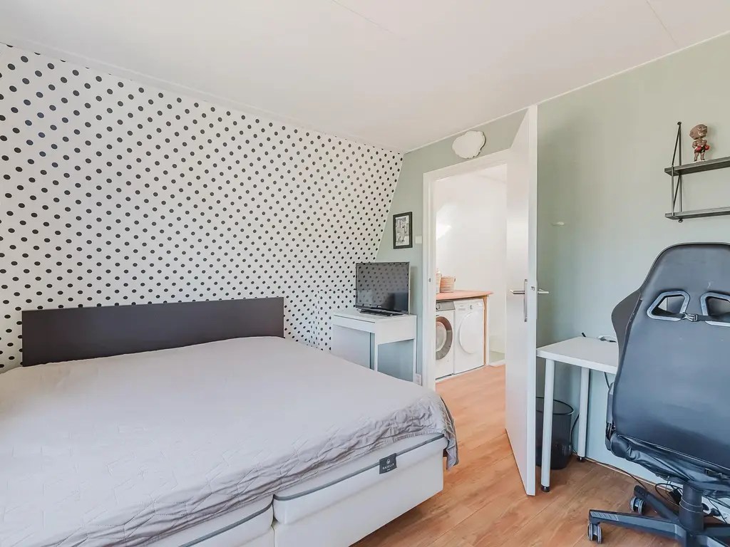 Van den Berghlaan 341, Hoofddorp