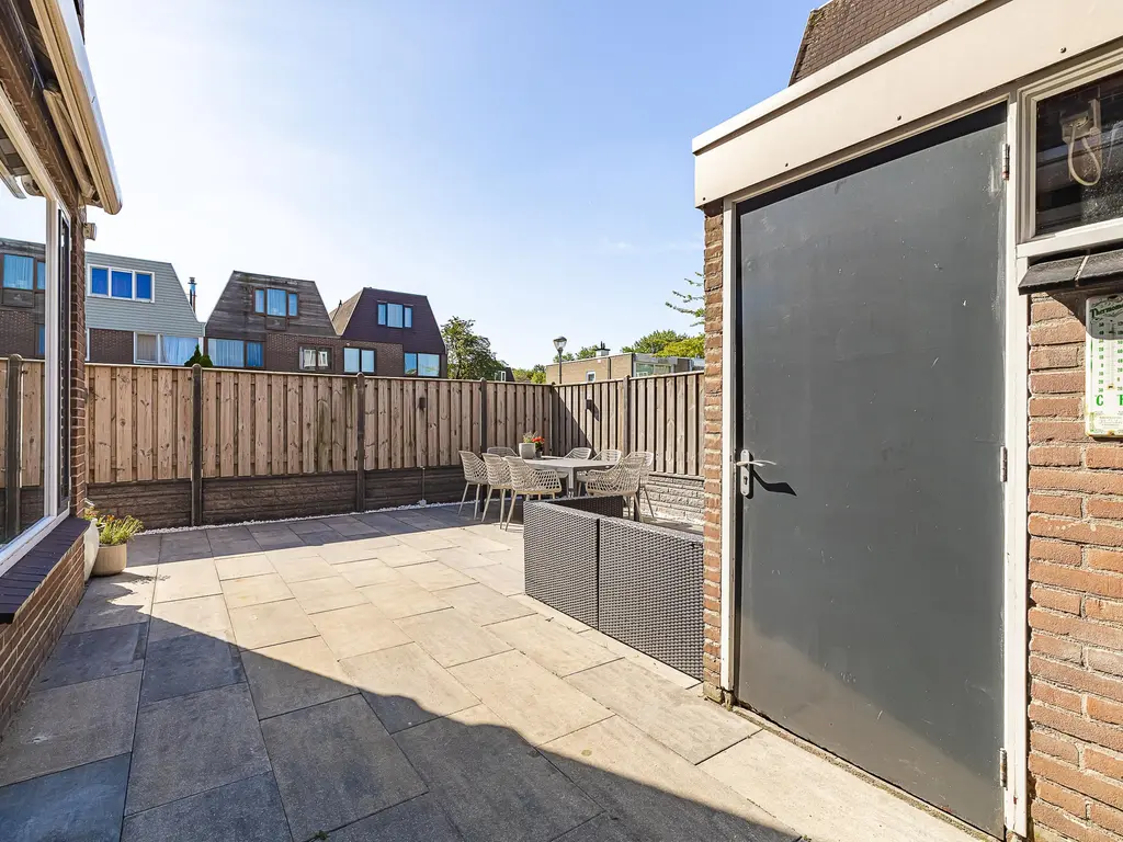 Van den Berghlaan 341, Hoofddorp