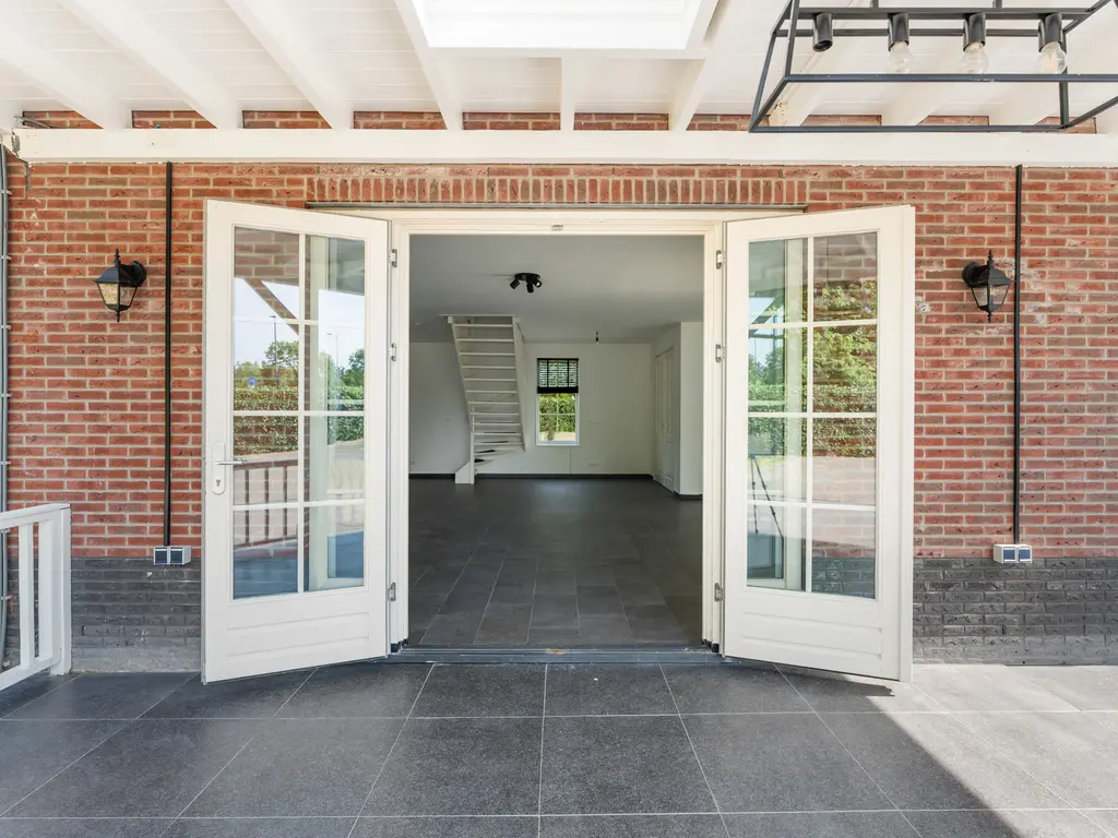Ringdijk 74, ROTTERDAM