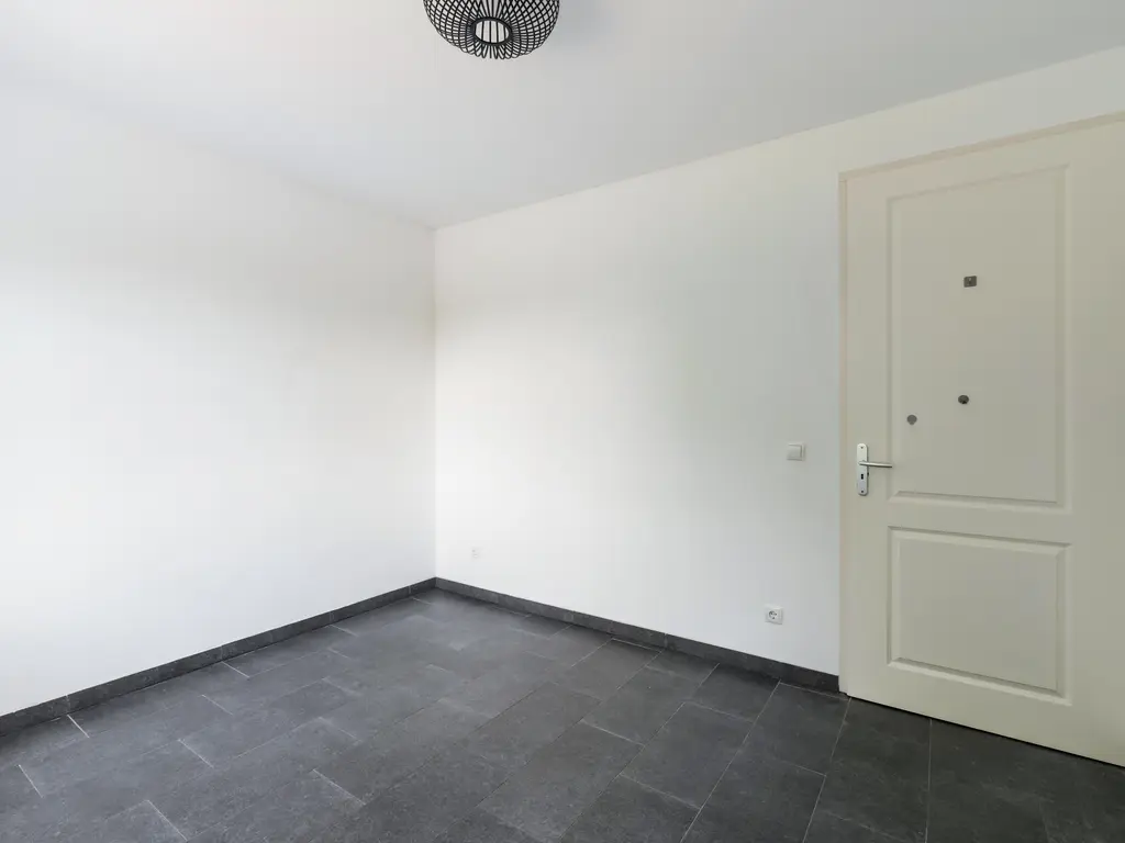 Ringdijk 74, ROTTERDAM