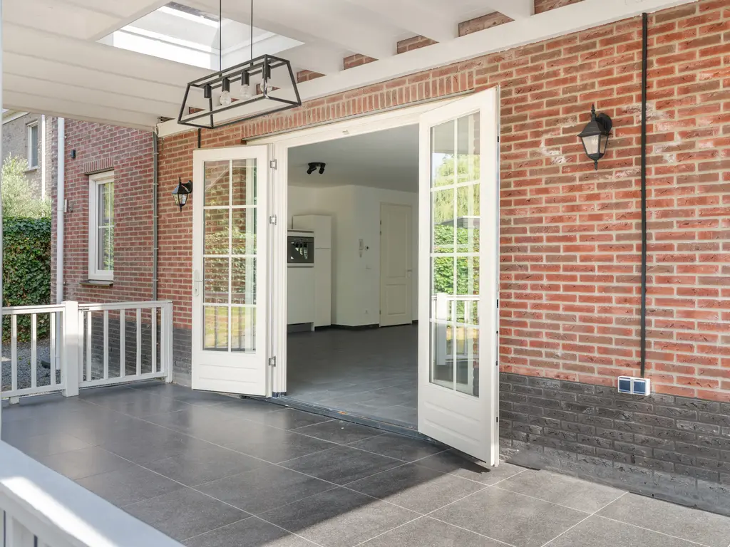 Ringdijk 74, ROTTERDAM
