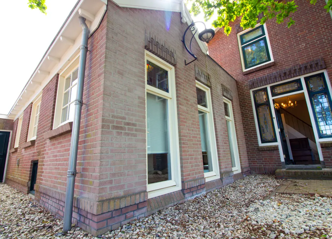 Middenweg 14