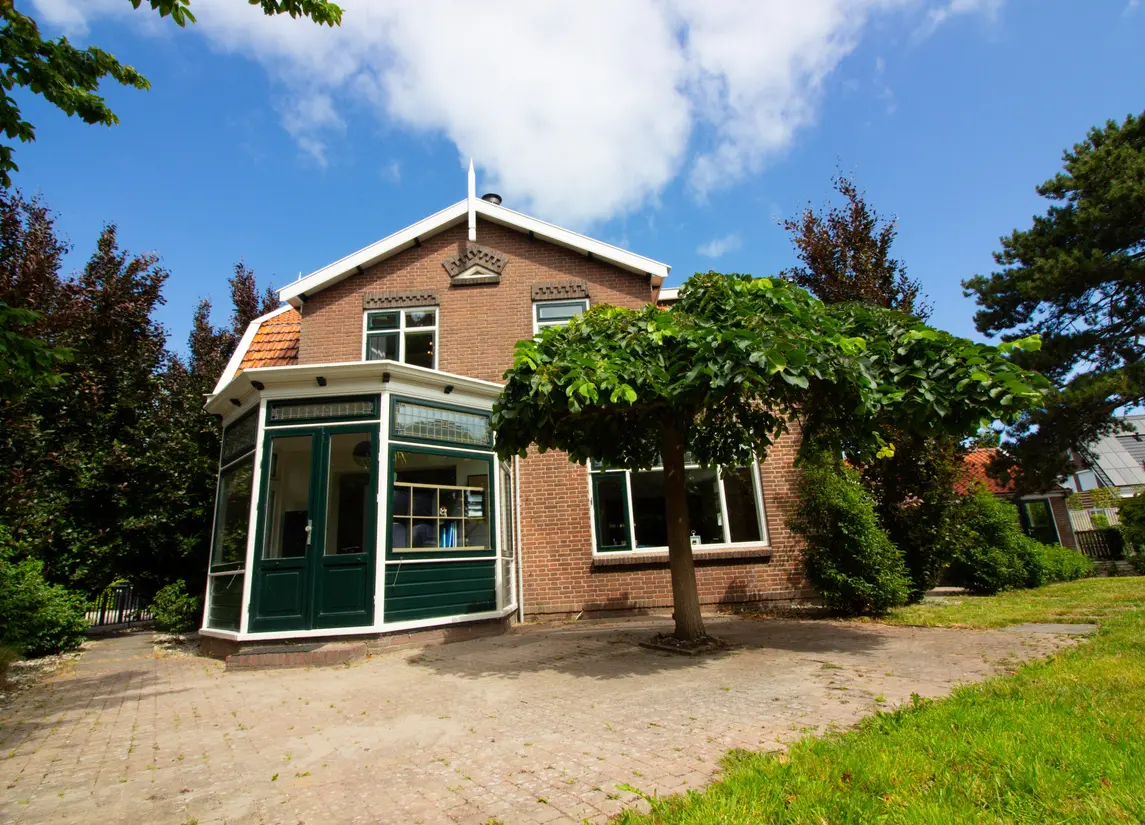 Middenweg 14