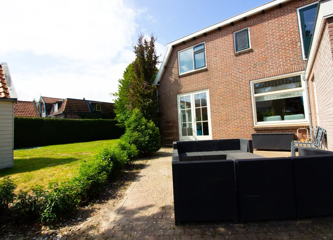 Middenweg 14