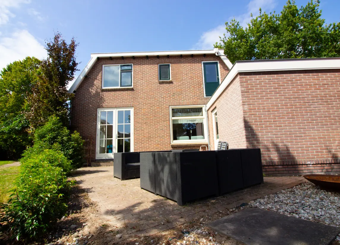 Middenweg 14
