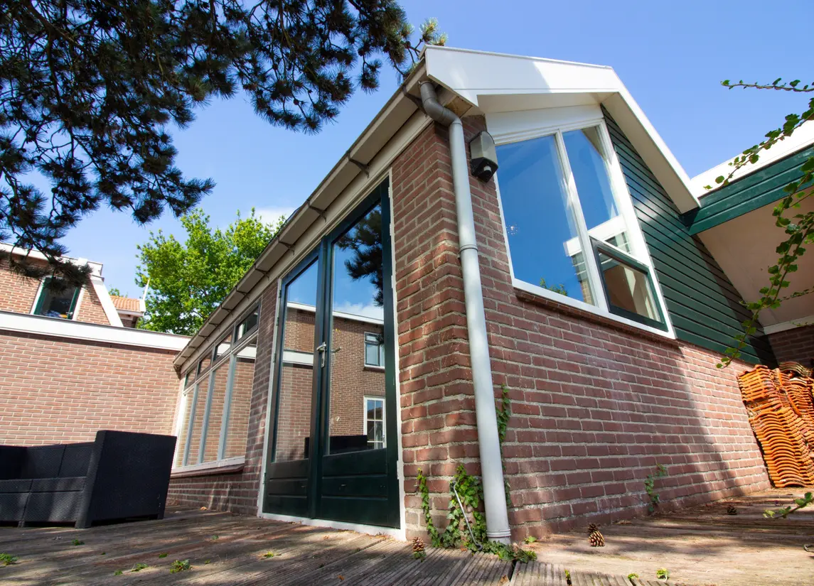 Middenweg 14