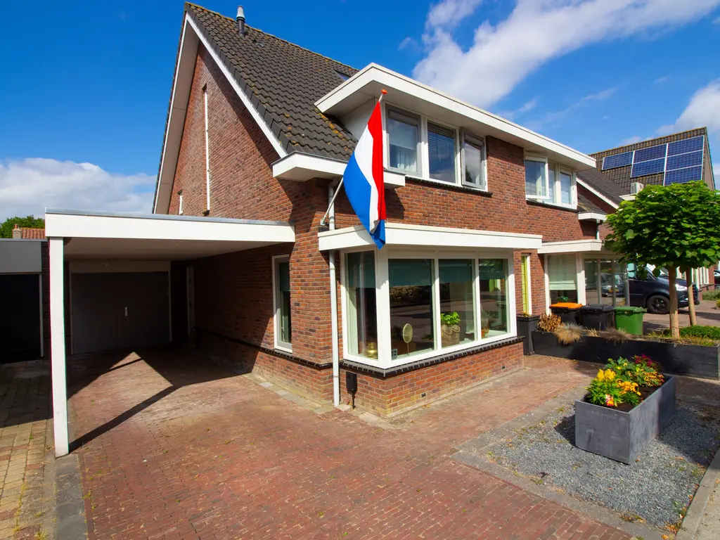 Houtstraat 22, BOVENKARSPEL