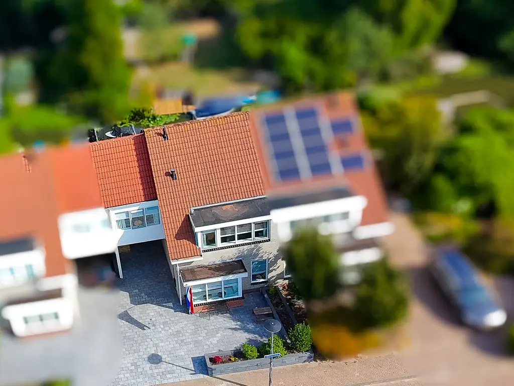 Middenweg 129, BOVENKARSPEL