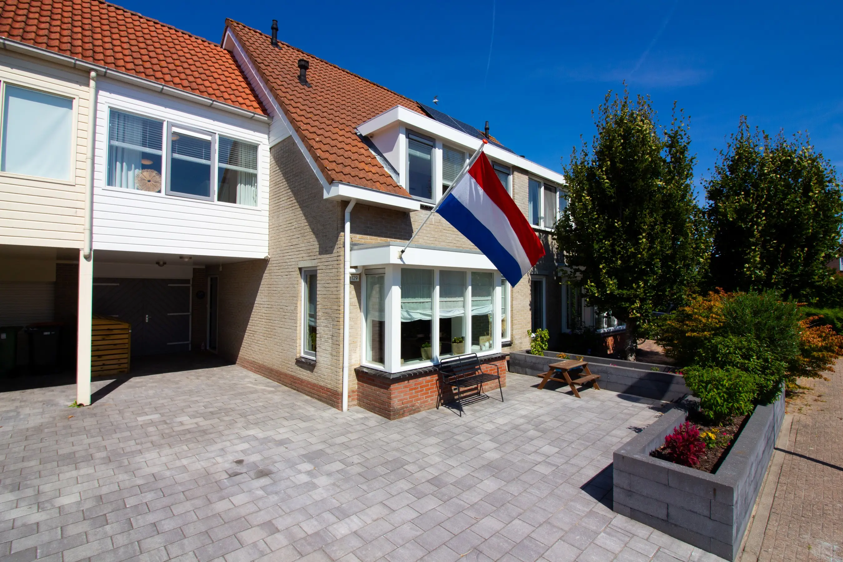 Middenweg 129