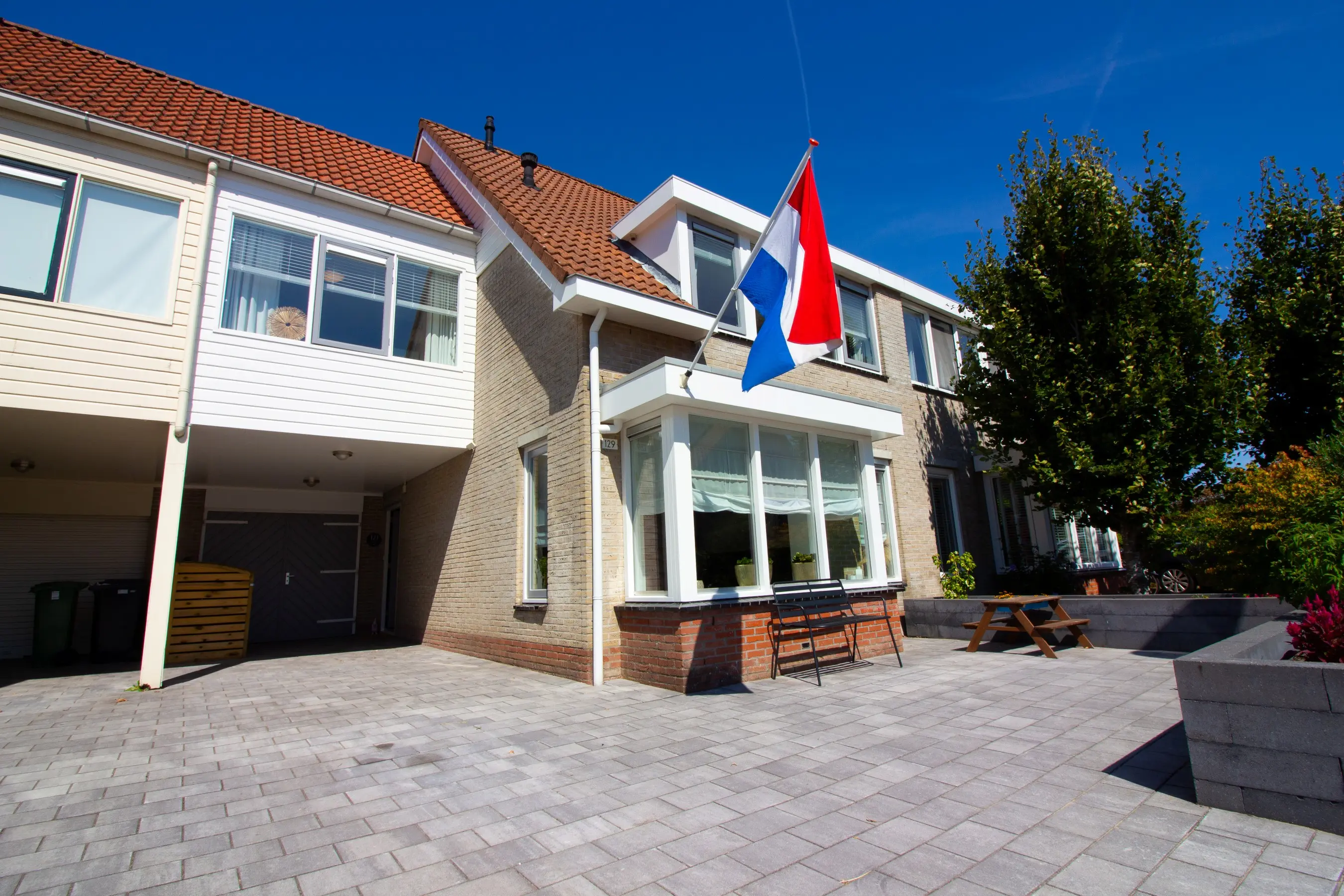 Middenweg 129
