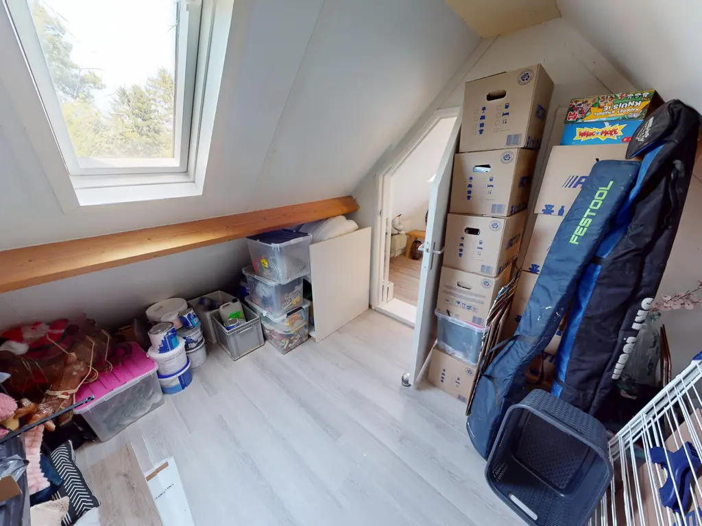 Middenweg 129, BOVENKARSPEL