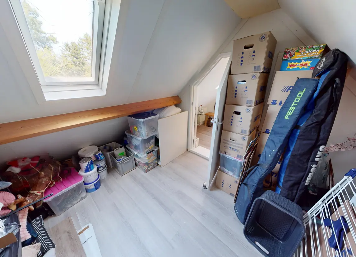Middenweg 129