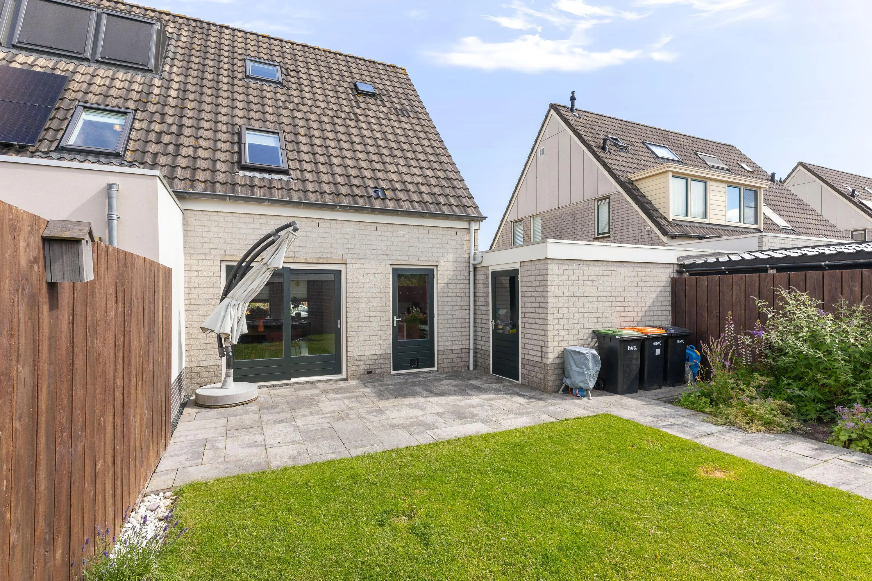 Koperwiek 19