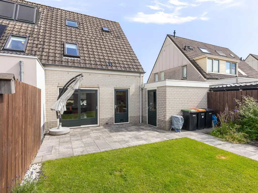 Koperwiek 19, VENHUIZEN