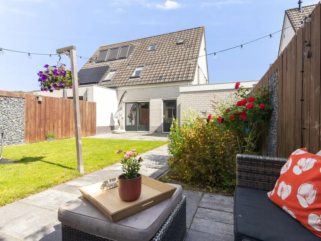 Koperwiek 19, VENHUIZEN
