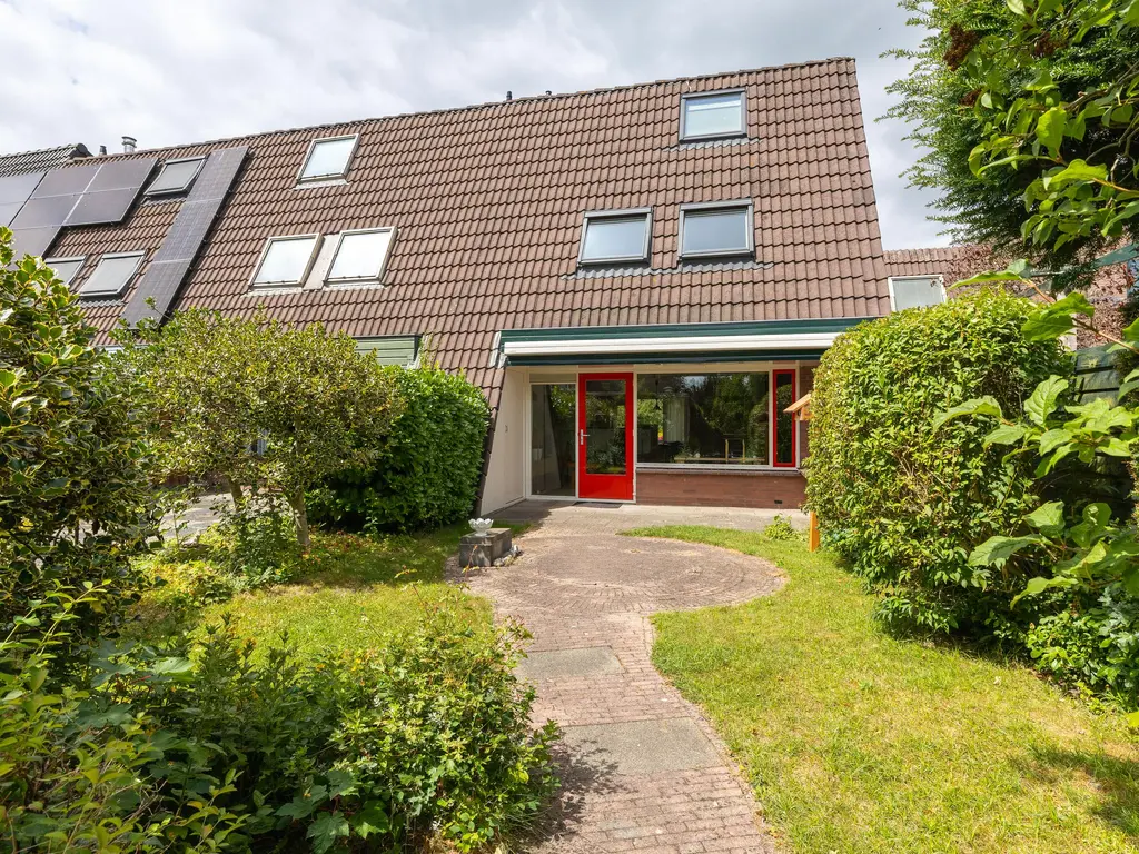 Botter 65, HOORN