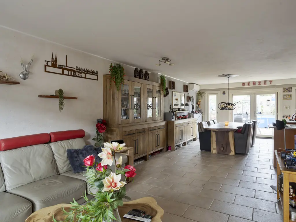 Gronsveldlaan 33, TILBURG
