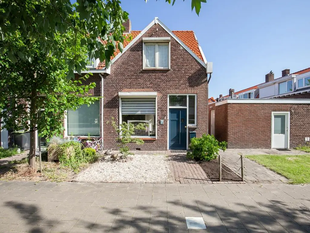 Blyde Incomstelaan 7, WAALWIJK